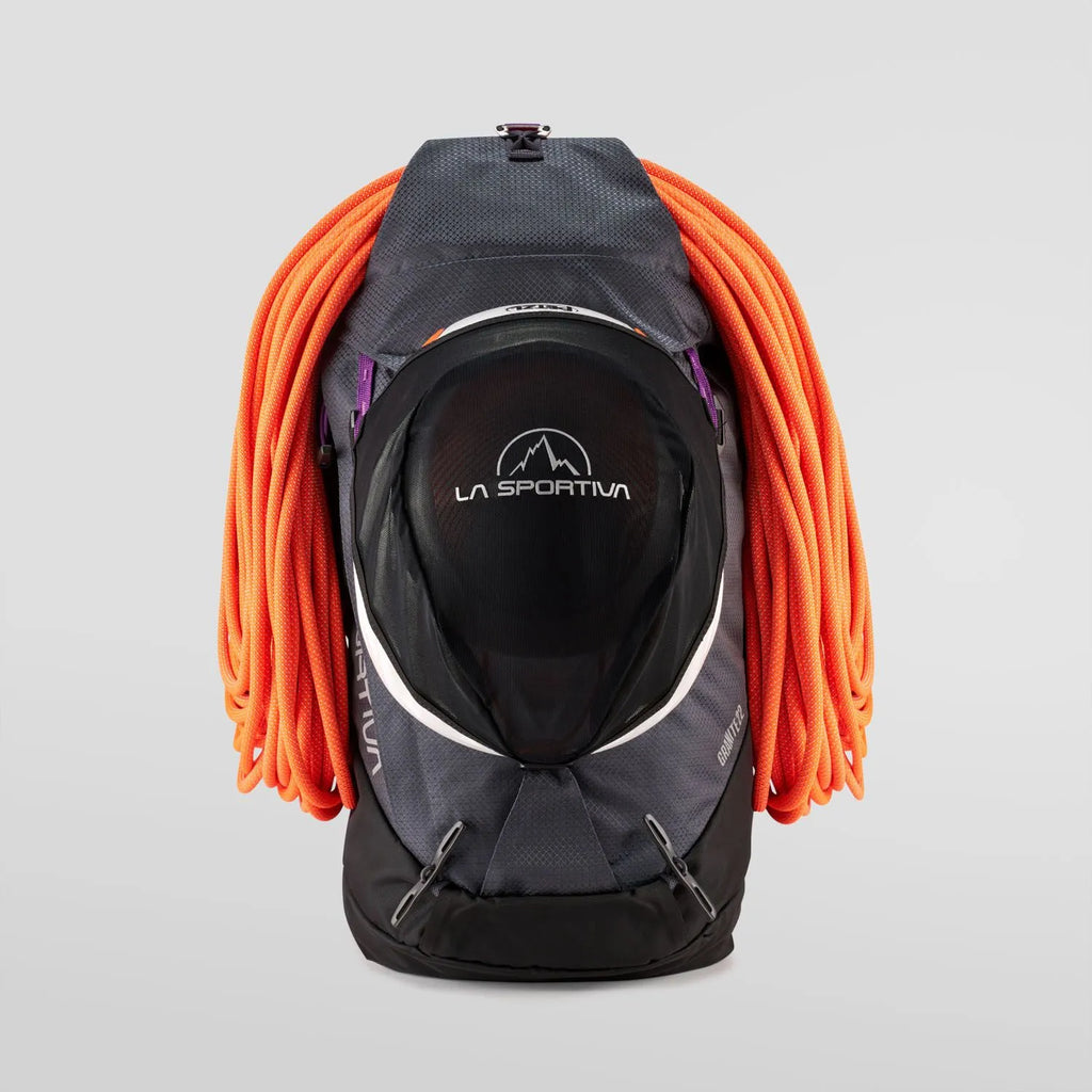 Granite 22 Backpack (Onyx/Black)