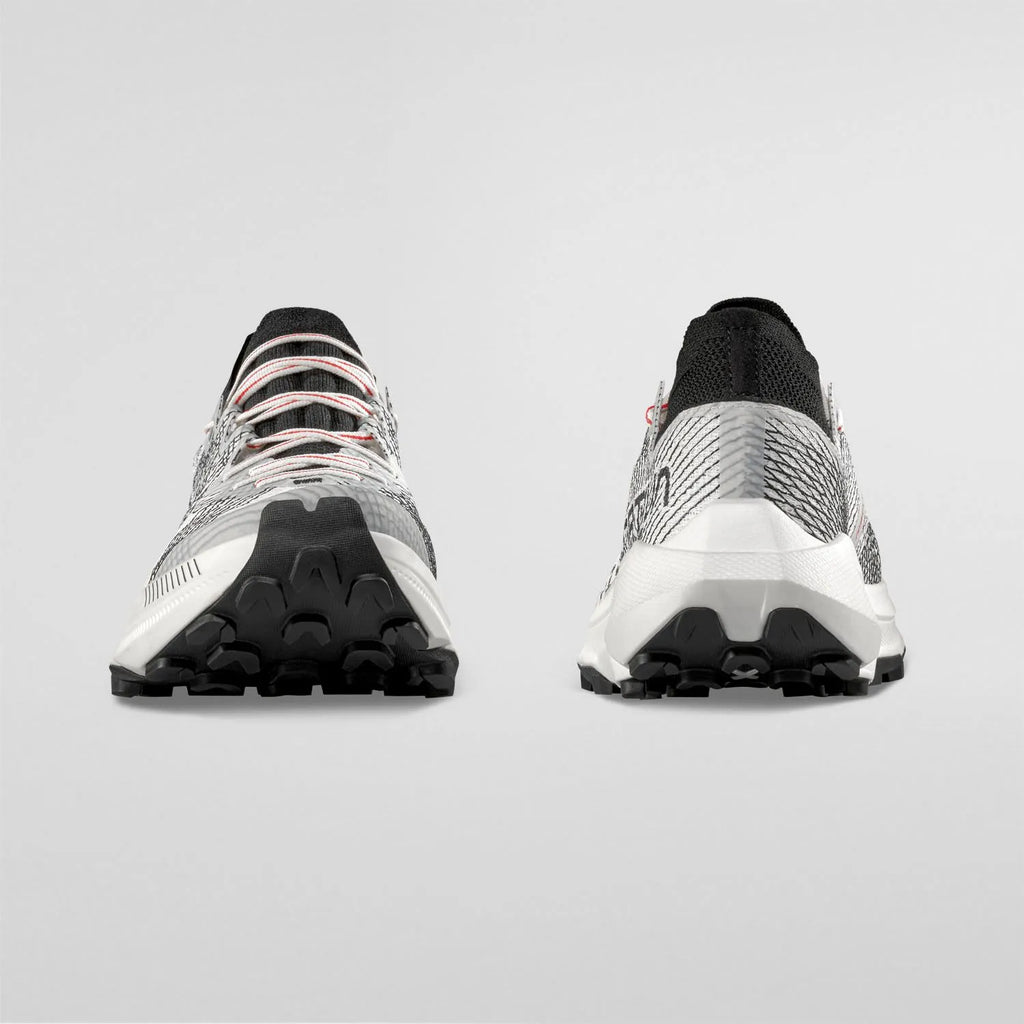 Prodigio Pro (White/Black)